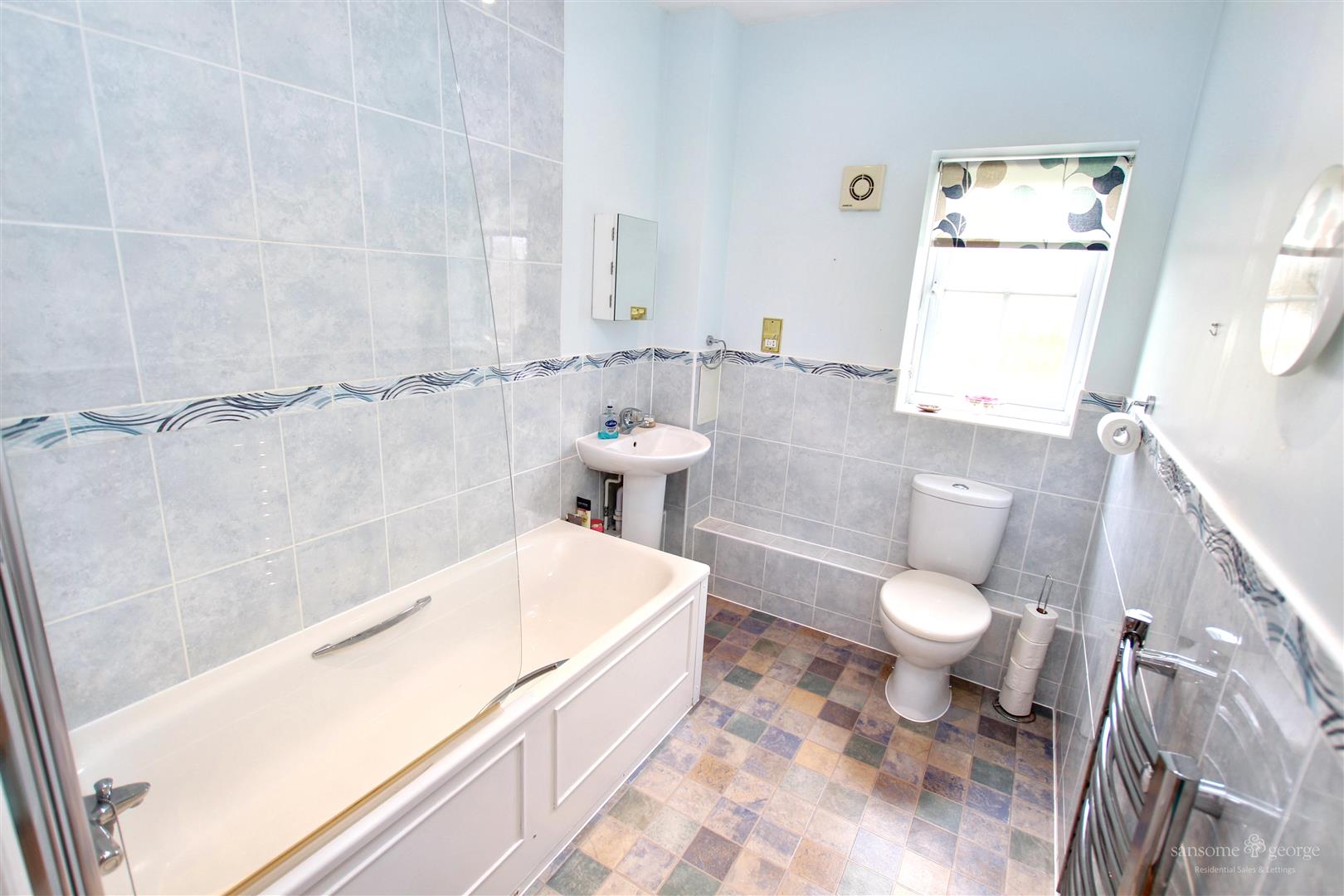 Armour Road, Tilehurst, Reading